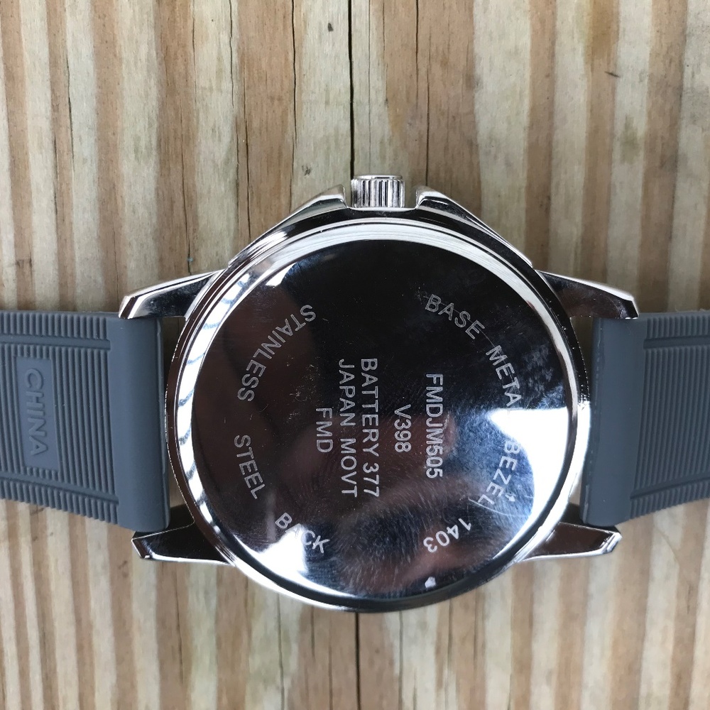 Geneva Men Watch Gray Silicon Rubber Band Big Dial - Picture 6 of 8